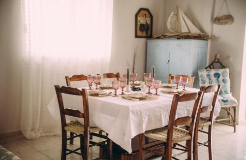 Katakolo Apartment | Captain's Spacious House Near The Beach - Happy Rentals