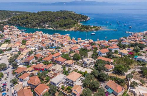 Gaios Apartment | Captain Spiros Picola