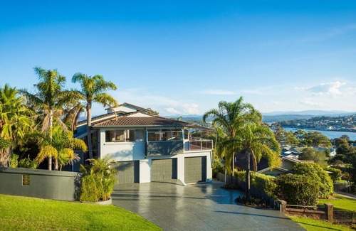 Merimbula House | Captains Quarters - Indoor Pool
