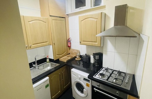 Westbourne Green Apartment | Captivating 2-bed Apartment in London Paddington