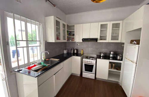 Kigali House | Captivating 4-bed House - Garden & Free Parking