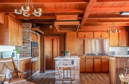 Moss Landing House | Capurro Ranch at Moss Landing - Moss Landing House - 5BR with cottage at Elkhorn Slough