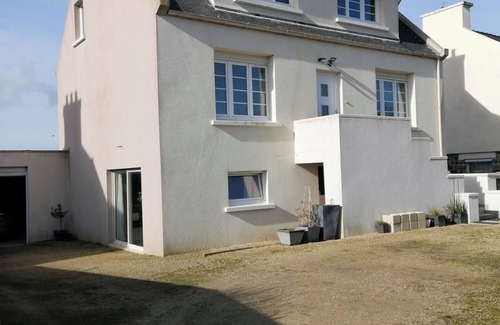 Henvic Apartment | CARANTEC Loc quiet house 5 minutes sea, near beaches water sports fishing