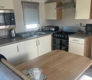 Borth Resort | Caravan by the beach