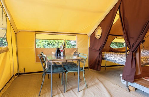 Clohars-Fouesnant RV Rental | Caravan 'Tente Lodge Calme, Nature, Piscine' with Shared Pool and Shared Garden