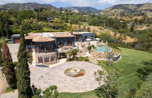 Eastern Malibu Villa | Carbon Mesa by Stay Awhile Villas