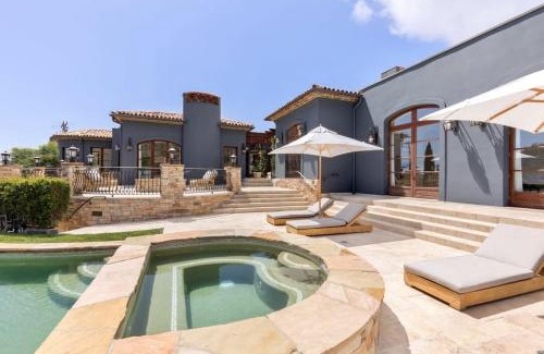 Eastern Malibu Villa | Carbon Mesa by Stay Awhile Villas