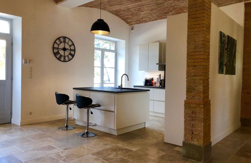 Pezens House | Carcassonne, Rent large luxury house, sleeps 15, near Canal du Midi