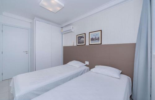 Bombas Apartment | Cardeal 403C - Aconchegante apartamento na praia de Bombas - 2 dormitórios 5 pessoas - (Consultar serviços de roupa de cama e banho)