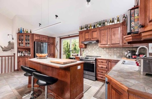 Saint-Etienne-De-Bolto House | Cardinal Lake house just 1 hour from Montreal