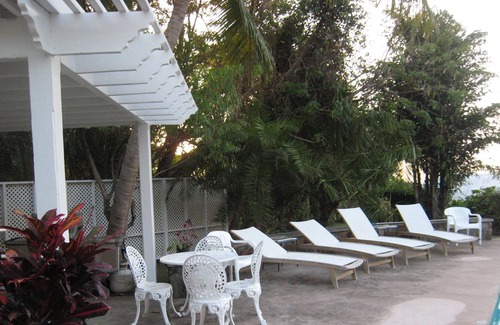 Cliffdwellers House | Caribbean Beachfront Paradise