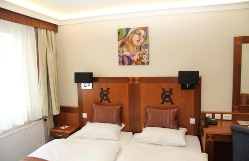 Budavar Hotel | Carlton Hotel Buda Castle