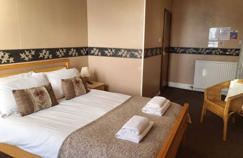 Forres Hotel | Carlton Hotel