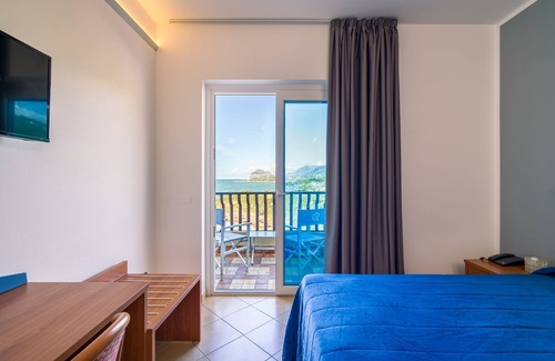 Capo Hotel | Carlton Hotel Riviera