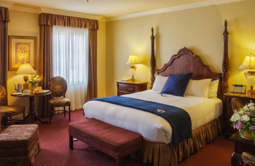 Atascadero Hotel | Carlton Hotel