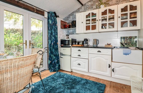 Luxulyan Cottage | Carminow Barn