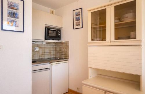 Carnac Apartment | Carnac - Studio Cabine - 4 Pers - Terrasse - Parking Inclus - FR-1-477-82