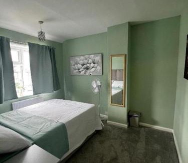 Merton House | Carol Lodge
