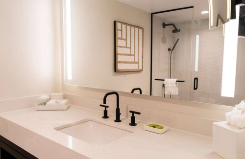 Isla Verde Hotel | Carolina's Breathtaking Beachfront Resort | Pool View Room w/Balcony Access
