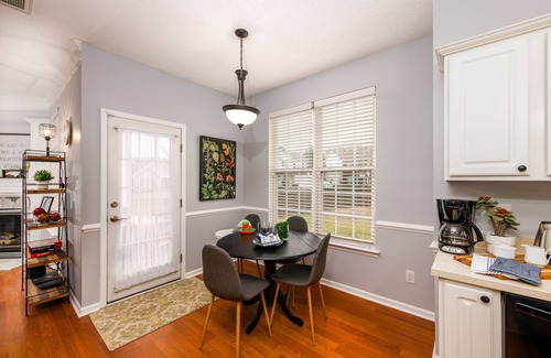 Charlotte House | ❤️ Carowinds 2Miles, Fully Fenced Yard, 2,000sq ft House, 5Min Highway ❤️