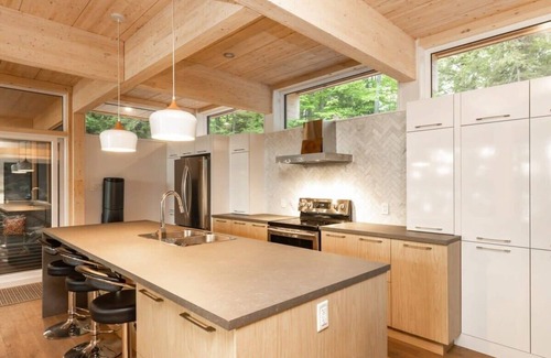 Muskoka Lakes House | Carpe Diem Sunset View