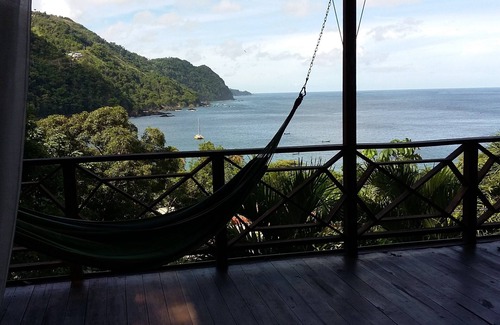 Castara Apartment | Carpe Diem Villa-"Green room" 1Bed/sleeps 2-Amazing sea views even from the bed!