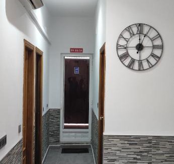 Poblats Maritims Apartment | Carrer de l'Arquitecte Alfaro 27 bajo derecha