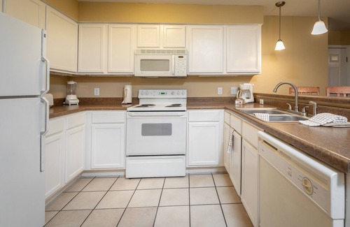 Branson Apartment | Carriage Place