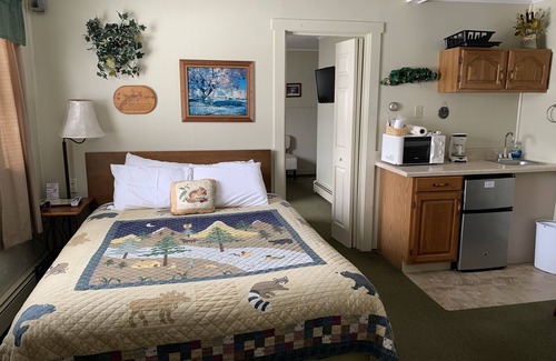 Twin Mountain Hotel | Carroll Motel & Cottages