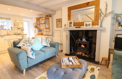 Bala Cottage | CARTREFLE, pet friendly, character holiday cottage in Bala