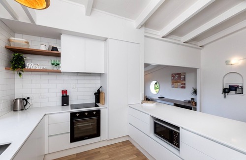 New Plymouth House | Carver Heights - Amazing views, spacious and sunny