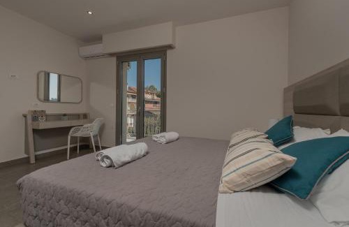 Zakynthos Town Apartment | Casa 77 Zante by Karras Hotels