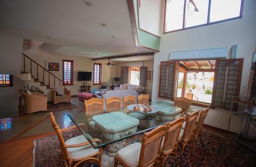 Itacoatiara House | Casa a 50m da Praia de Itacoatiara Niteroi RJ
