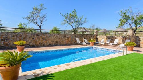 Antequera Villa | Casa Aranda Villanueva de la Concepcion by Ruralidays