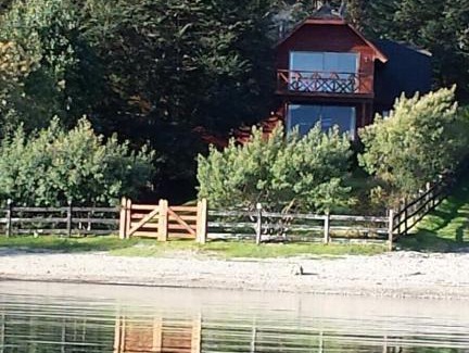 Panguipulli House | Casa a orilla de Lago Panguipulli