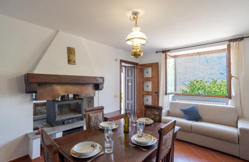 Calozzo Apartment | Casa Achille Pianello