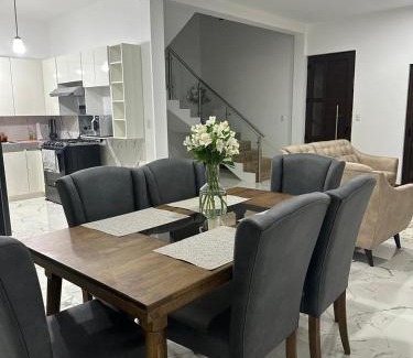 Fronteras House | Casa Adriana