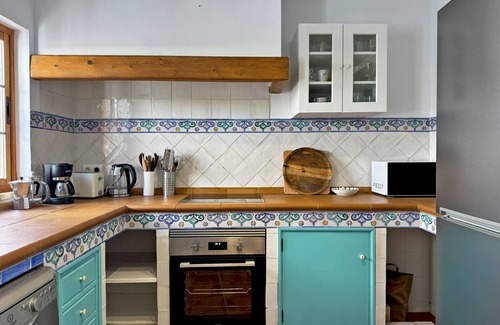 Jerez de la Frontera Old Town Ski Chalet | Casa Alba de Abades - Ole Solutions