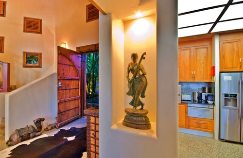 Surfers Paradise Villa | Casa Albero Via Roma