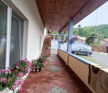Iara House | Casa ALE
