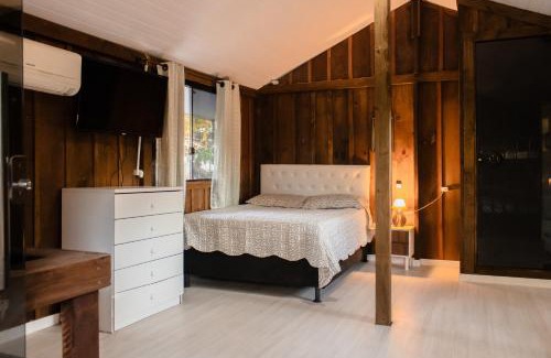 Paranagua House | Casa Alegria da Ilha