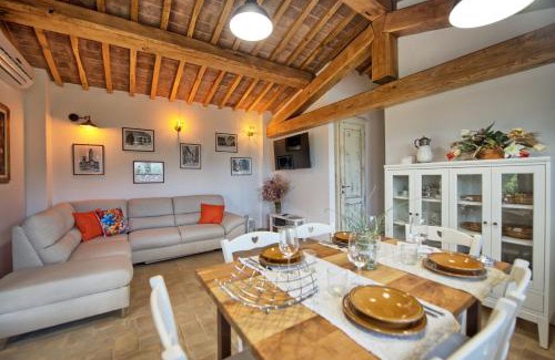 San Gimignano House | Casa Andrea by PosarelliVillas