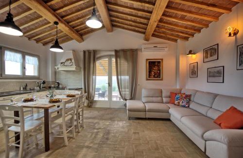 San Gimignano House | Casa Andrea by PosarelliVillas