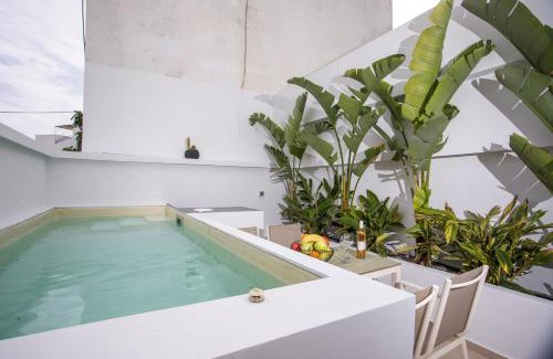 Kalithies Apartment | Casa Antonis - Modern Home with Jacuzzi near Faliraki
