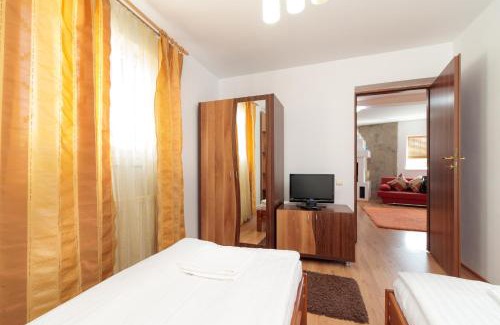 Calimanesti House | Casa ARBO