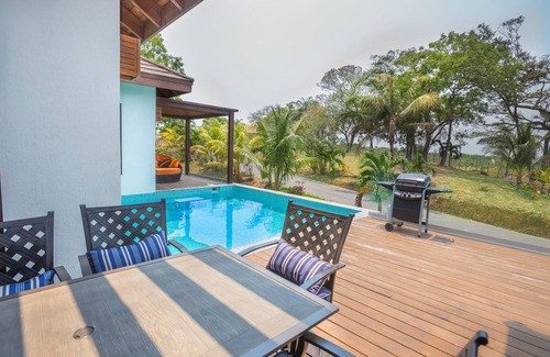 Roatan Villa | Casa Atlas "Serene Retreat"