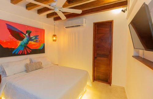 Pie del Cerro House | Casa Bali Castillo View Private Pool & Rooftop, Near Historic Center