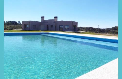 Monte Hermoso House | Casa barrio cerrado Las Lomas