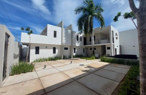 Colonia Adolfo Lopez Mateos Apartment | Casa Belcher (Ray's)