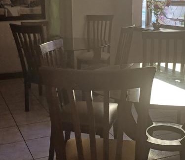 Zona 13 Hotel | Casa Blanca Inn